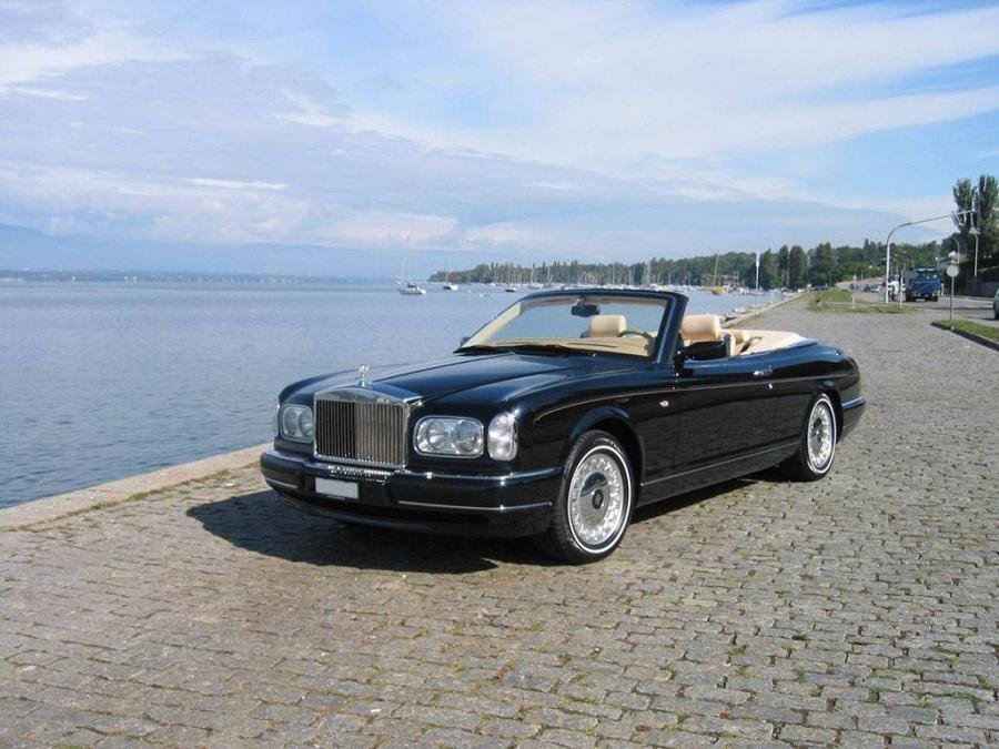 Rolls-Royce Corniche 2000 года  (фото 2 из 7)